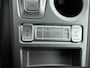 Hyundai Kona Electric EV PREMIUM 64 kWh <| 3- FASE | NAVI | CLIMA | ADAPT. CRUISE | CAMERA | HUD | LEDER | STUUR- & STOELVERWARMING | WARMTEPOMP | PRIVACY GLASS | WLTP 481 KM! |