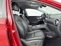 Hyundai Kona Electric EV PREMIUM 64 kWh <| 3- FASE | NAVI | CLIMA | ADAPT. CRUISE | CAMERA | HUD | LEDER | STUUR- & STOELVERWARMING | WARMTEPOMP | PRIVACY GLASS | WLTP 481 KM! |