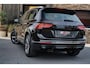 Volkswagen Tiguan R-Line Highline 4Motion 180PK Automaat