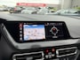 BMW 1-Serie 118i Sport Line Trekhaak LED PDC Carplay DAB 18 Inch Sportstoelen