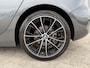 BMW 1-Serie 118i Sport Line Trekhaak LED PDC Carplay DAB 18 Inch Sportstoelen