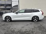 Volvo V60 2.0 T8 Plug-in hybrid AWD Ultimate Dark | Zwenkbare trekhaak | Panoramadak | Stoelmassage + verkoeling | Memory | Head-up |
