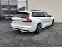 Volvo V60 2.0 T8 Plug-in hybrid AWD Ultimate Dark | Zwenkbare trekhaak | Panoramadak | Stoelmassage + verkoeling | Memory | Head-up |