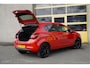 Opel Corsa 1.4 5drs Black Edition BJ2018 Lmv 16" | Led | Pdc | App-Connect | Navi | Airco | Cruise control | Sportstoelen | Extra getint glas
