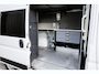 Peugeot Boxer 2.2 BlueHDi 140 L2H2 3.3t Inrichting I NAV I CAM I Standkach I BPM Vrij