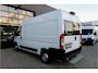 Peugeot Boxer 2.2 BlueHDi 140 L2H2 3.3t Inrichting I NAV I CAM I Standkach I BPM Vrij