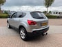 Nissan Qashqai 2.0 141PK Tekna Premium 4WD 4X4 Panorama Dak Airco Cruise Navi Elk.Ramen Leder Trekhaak keyless entry