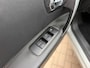 Nissan Qashqai 2.0 141PK Tekna Premium 4WD 4X4 Panorama Dak Airco Cruise Navi Elk.Ramen Leder Trekhaak keyless entry