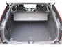 Volvo XC60 T6 350PK Plug-in hybrid AWD Ultra Black Edition / Luchtvering / Bowers & Wilkins / Adaptive Cruise control / Head-up Display / Elektrische stoelen met geheugen / Massagefunctie voorstoelen / Stoelverwarming V+A / Stoelventilatie / Stuurverwarming / 360 Camera /