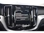 Volvo XC60 T6 350PK Plug-in hybrid AWD Ultra Black Edition / Luchtvering / Bowers & Wilkins / Adaptive Cruise control / Head-up Display / Elektrische stoelen met geheugen / Massagefunctie voorstoelen / Stoelverwarming V+A / Stoelventilatie / Stuurverwarming / 360 Camera /