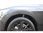 Volvo XC60 T6 350PK Plug-in hybrid AWD Ultra Black Edition / Luchtvering / Bowers & Wilkins / Adaptive Cruise control / Head-up Display / Elektrische stoelen met geheugen / Massagefunctie voorstoelen / Stoelverwarming V+A / Stoelventilatie / Stuurverwarming / 360 Camera /