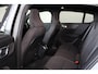 Volvo C40 Extended Range Ultimate 82 kWh - Panoramadak - IntelliSafe Assist & Surround - 360º Camera - Harman/Kardon audio - Verwarmde voorstoelen & stuur - Parkeersensoren voor & achter - Elektr. bedienb. voorstoelen met geheugen links - Draadloze tel. lader - Warmtepomp - Extra getint glas - 19' LMV