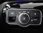 Mercedes-Benz A-klasse 180 Star Edition AMG Line | Night | Panoramadak | Sfeerverlichting | MULTIBEAM LED | Stoelverwarming | Sfeerverlichting |