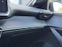 Peugeot 208 GT 1.2 Hybrid 145PK e-DCS6 Automaat Navigatie, Achteruitrijcamera, Keyless, Alcantara, Stoelverwarming, Apple Carplay, Android Auto