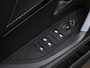 Peugeot e-2008 EV Allure 50 kWh Sport SOH 90% (APPLE CARPLAY,NAVI,CAMERA,PDC,CLIMTE,CRUISE,LED,SPORTSTOELEN,LM VELGEN,NETTE STAAT)