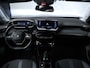 Peugeot e-2008 EV Allure 50 kWh Sport SOH 90% (APPLE CARPLAY,NAVI,CAMERA,PDC,CLIMTE,CRUISE,LED,SPORTSTOELEN,LM VELGEN,NETTE STAAT)