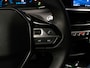Peugeot e-2008 EV Allure 50 kWh Sport SOH 90% (APPLE CARPLAY,NAVI,CAMERA,PDC,CLIMTE,CRUISE,LED,SPORTSTOELEN,LM VELGEN,NETTE STAAT)
