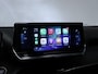 Peugeot e-2008 EV Allure 50 kWh Sport SOH 90% (APPLE CARPLAY,NAVI,CAMERA,PDC,CLIMTE,CRUISE,LED,SPORTSTOELEN,LM VELGEN,NETTE STAAT)