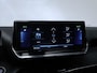Peugeot e-2008 EV Allure 50 kWh Sport SOH 90% (APPLE CARPLAY,NAVI,CAMERA,PDC,CLIMTE,CRUISE,LED,SPORTSTOELEN,LM VELGEN,NETTE STAAT)