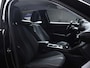 Peugeot e-2008 EV Allure 50 kWh Sport SOH 90% (APPLE CARPLAY,NAVI,CAMERA,PDC,CLIMTE,CRUISE,LED,SPORTSTOELEN,LM VELGEN,NETTE STAAT)