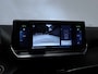 Peugeot e-2008 EV Allure 50 kWh Sport SOH 90% (APPLE CARPLAY,NAVI,CAMERA,PDC,CLIMTE,CRUISE,LED,SPORTSTOELEN,LM VELGEN,NETTE STAAT)
