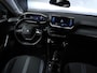 Peugeot e-2008 EV Allure 50 kWh Sport SOH 90% (APPLE CARPLAY,NAVI,CAMERA,PDC,CLIMTE,CRUISE,LED,SPORTSTOELEN,LM VELGEN,NETTE STAAT)