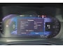Volvo C40 Extended Range Plus 82 kWh - IntelliSafe Assist & Surround - Parkeercamera achter - Verwarmde voorstoelen & stuur - Parkeersensoren voor & achter - Draadloze tel. lader - Warmtepomp - Extra getint glas - 19' LMV
