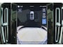 Volvo C40 Extended Range Plus 82 kWh - IntelliSafe Assist & Surround - Parkeercamera achter - Verwarmde voorstoelen & stuur - Parkeersensoren voor & achter - Draadloze tel. lader - Warmtepomp - Extra getint glas - 19' LMV