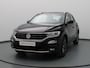 Volkswagen T-Roc TSI Style Business 115pk Adapt. Cruise | Carplay | Navi | Parkeersens. v+a