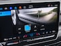Volkswagen Golf 1.5eTSI/150PK R-Line · Navigatie · Trekhaak · Apple/Android Car Play · Dodehoeksensoren · Stoelverwarming · Garantie t/m 08-01-2031 of 100000km.