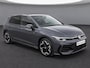 Volkswagen Golf 1.5eTSI/150PK R-Line · Navigatie · Trekhaak · Apple/Android Car Play · Dodehoeksensoren · Stoelverwarming · Garantie t/m 08-01-2031 of 100000km.