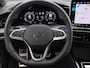 Volkswagen Golf 1.5eTSI/150PK R-Line · Navigatie · Trekhaak · Apple/Android Car Play · Dodehoeksensoren · Stoelverwarming · Garantie t/m 08-01-2031 of 100000km.