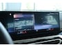 BMW 3-Serie 330e xDrive | SOH 100% | Cruise Control | Stoelverwarming | Head-up | Leder | Memory | Camera | Carplay | Keyless | HiFi