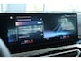BMW 3-Serie 330e xDrive | SOH 100% | Cruise Control | Stoelverwarming | Head-up | Leder | Memory | Camera | Carplay | Keyless | HiFi