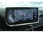 Peugeot 2008 1.2 Turbo Allure | Cruise Control | Camera | Navi | Keyless | LED | Carplay | Climate | i-Cockpit | 17 Inch