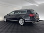 Volkswagen Passat Variant 1.4 TSI GTE Highline (Plug-In) {SoH-81%} Aut. *PANO | LEATHER-ALCANTARA | ERGONOMIC-SPORTSEATS | ADAPTIVE-CRUISE | FULL-LED | KEYLESS | CARPLAY | NAVI-FULLMAP | AMBIENTLIGHT | PRIVACY-GLASS | SHIFTPADDLES | TOWBAR | 18''ALU*