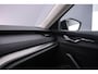 Skoda Octavia Combi Business Edition 1.0 eTSI 110pk DSG Automaat Navigatie, Cruise control, Stoelverwarming, Parkeersensoren, LED koplampen, Elektrische achterklep