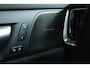 Volvo V60 2.0 B3 Plus Dark | Adapt. Cruise | Trekhaak | Schuifdak | Harman & Kardon | 360 Camera | Stoel+Stuurverwarming | Memory | Elektr. Klep | Keyless |
