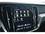 Volvo V60 2.0 B3 Plus Dark | Adapt. Cruise | Trekhaak | Schuifdak | Harman & Kardon | 360 Camera | Stoel+Stuurverwarming | Memory | Elektr. Klep | Keyless |