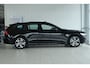Volvo V60 2.0 B3 Plus Dark | Adapt. Cruise | Trekhaak | Schuifdak | Harman & Kardon | 360 Camera | Stoel+Stuurverwarming | Memory | Elektr. Klep | Keyless |