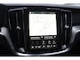 Volvo V60 T6 350PK Plug-in hybrid AWD Plus Dark / Adaptive Cruise Control / 360 Camera / Harman Kardon / Stoel- en stuurverwarming / Stoelverwarming achter / Trekhaak elektrisch wegklapbaar / Elektrische stoelen met geheugen