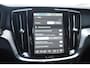 Volvo V60 T6 350PK Plug-in hybrid AWD Plus Dark / Adaptive Cruise Control / 360 Camera / Harman Kardon / Stoel- en stuurverwarming / Stoelverwarming achter / Trekhaak elektrisch wegklapbaar / Elektrische stoelen met geheugen