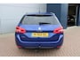 Peugeot 308 SW 1.2 PureTech 130pk Blue Lease Premium Leer Airco Navi Carplay Camera Pano Dealer onderhouden