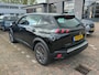 Peugeot e-2008 EV Active Pack 50 kWh | Fase 3 laden | SOH 89,88% | Navi by app | Lichtmetaal | Parkeersensoren | Bluetooth | 1e eigenaar |