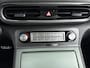 Hyundai Kona Electric EV Fashion 64 kWh SOH 91.8% | Achteruitrij camera | Airco |  Navigatie | Cruise control |