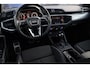 Audi Q3 40 TFSI quattro edition one 190PK / 140kW DSG, S-Line in- en exterieur, LED Matrix koplampen, dynamische richtingaanwijzers achter, verwarmbare voorstoelen, verwarmbaar multifunctioneel lederen stuurwiel, achteruitrijcamera (Rear View), parkeersensoren voor en achter (PDC), navigatie, dodehoekdetectie (Side Assist), elektrische achterklep, panoramadak, elektrisch verstel- en verwarmbare buitenspiegels, 2-zone climatronic, virtual cockpit, keyless start & entry, privacy glas, cruise control, dimmende binnenspiegel etc.