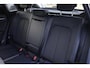 Audi Q3 40 TFSI quattro edition one 190PK / 140kW DSG, S-Line in- en exterieur, LED Matrix koplampen, dynamische richtingaanwijzers achter, verwarmbare voorstoelen, verwarmbaar multifunctioneel lederen stuurwiel, achteruitrijcamera (Rear View), parkeersensoren voor en achter (PDC), navigatie, dodehoekdetectie (Side Assist), elektrische achterklep, panoramadak, elektrisch verstel- en verwarmbare buitenspiegels, 2-zone climatronic, virtual cockpit, keyless start & entry, privacy glas, cruise control, dimmende binnenspiegel etc.