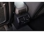 Audi Q3 40 TFSI quattro edition one 190PK / 140kW DSG, S-Line in- en exterieur, LED Matrix koplampen, dynamische richtingaanwijzers achter, verwarmbare voorstoelen, verwarmbaar multifunctioneel lederen stuurwiel, achteruitrijcamera (Rear View), parkeersensoren voor en achter (PDC), navigatie, dodehoekdetectie (Side Assist), elektrische achterklep, panoramadak, elektrisch verstel- en verwarmbare buitenspiegels, 2-zone climatronic, virtual cockpit, keyless start & entry, privacy glas, cruise control, dimmende binnenspiegel etc.