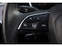 Audi Q3 40 TFSI quattro edition one 190PK / 140kW DSG, S-Line in- en exterieur, LED Matrix koplampen, dynamische richtingaanwijzers achter, verwarmbare voorstoelen, verwarmbaar multifunctioneel lederen stuurwiel, achteruitrijcamera (Rear View), parkeersensoren voor en achter (PDC), navigatie, dodehoekdetectie (Side Assist), elektrische achterklep, panoramadak, elektrisch verstel- en verwarmbare buitenspiegels, 2-zone climatronic, virtual cockpit, keyless start & entry, privacy glas, cruise control, dimmende binnenspiegel etc.