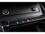 Audi Q3 40 TFSI quattro edition one 190PK / 140kW DSG, S-Line in- en exterieur, LED Matrix koplampen, dynamische richtingaanwijzers achter, verwarmbare voorstoelen, verwarmbaar multifunctioneel lederen stuurwiel, achteruitrijcamera (Rear View), parkeersensoren voor en achter (PDC), navigatie, dodehoekdetectie (Side Assist), elektrische achterklep, panoramadak, elektrisch verstel- en verwarmbare buitenspiegels, 2-zone climatronic, virtual cockpit, keyless start & entry, privacy glas, cruise control, dimmende binnenspiegel etc.